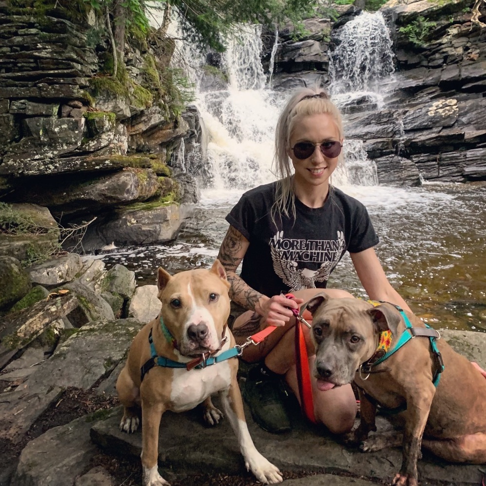 Meet your Posher, Ciara